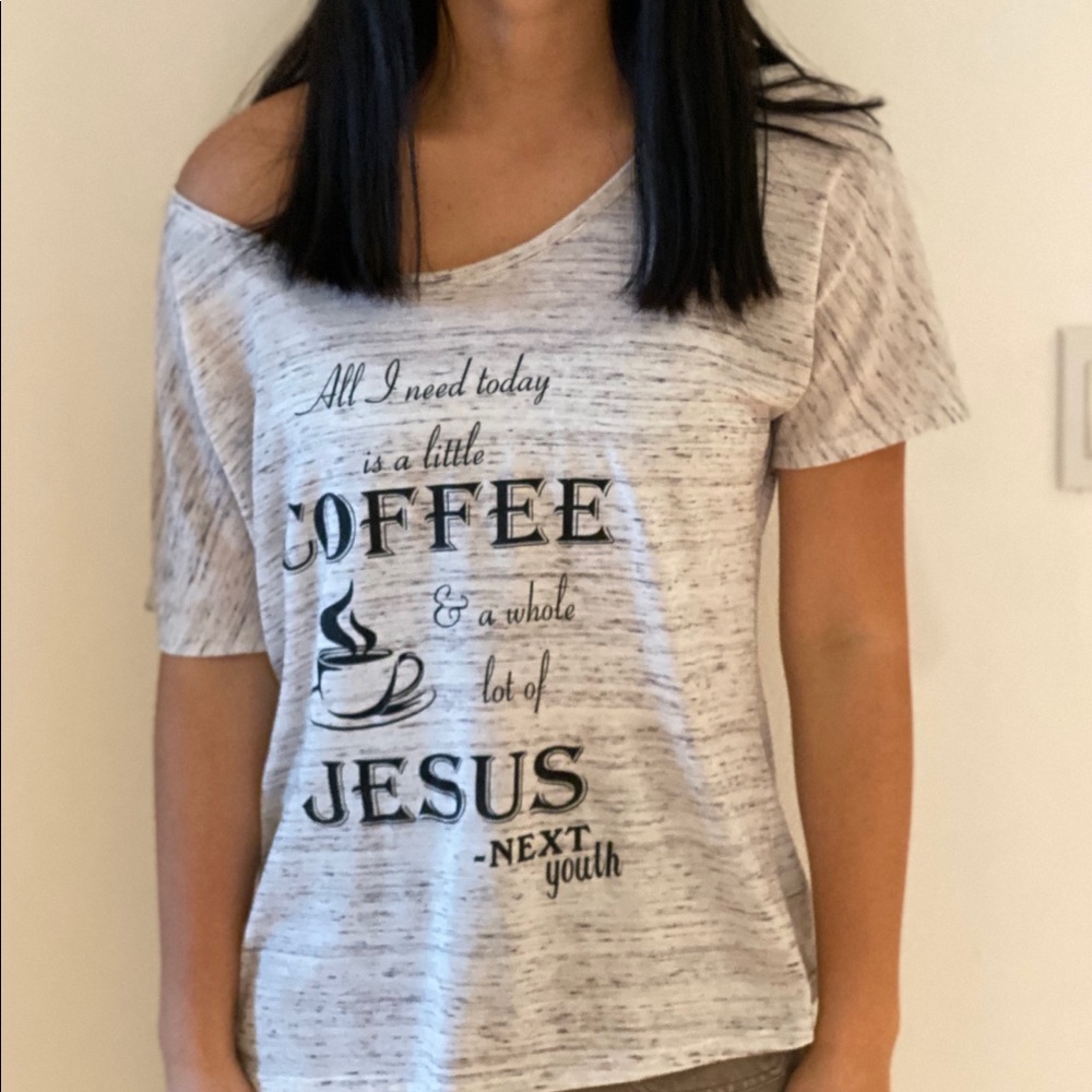 Off the shoulder T-Shirt